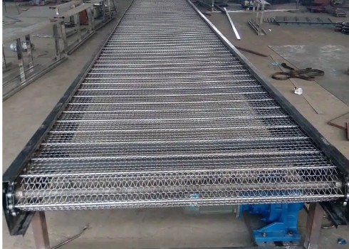Verticale Koelss van het Transportbandsysteem Ketting Roestvrij Mesh Conveyor Belt Plain Weave