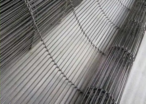 Voedselrang 304 Roestvrij staal Vlak Flex Wire Mesh Conveyor Belt voor het Koelen