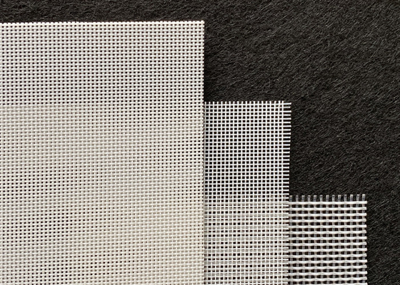 Duurzame vierkante gaten polyester mesh gordel voor het drogen en zeven Conveyor Specifiek
