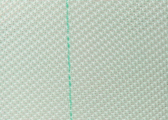 Vervaardiging van textiel van polyester met hoge luchtdoorlaatbaarheid
