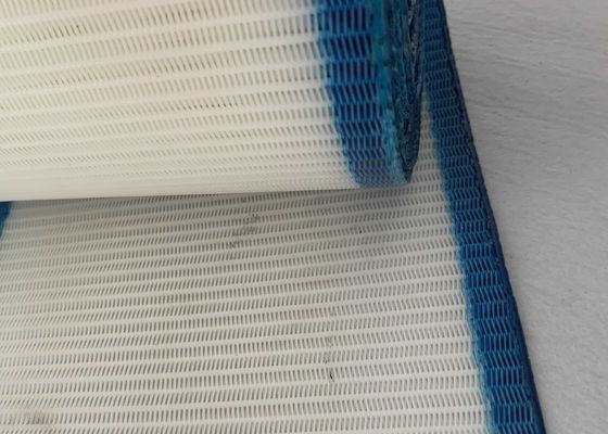 Voedsel die Spiraalvormige Polyester Mesh Conveyor Belt ISO9001 drogen