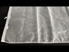 de zak van de nootmelk